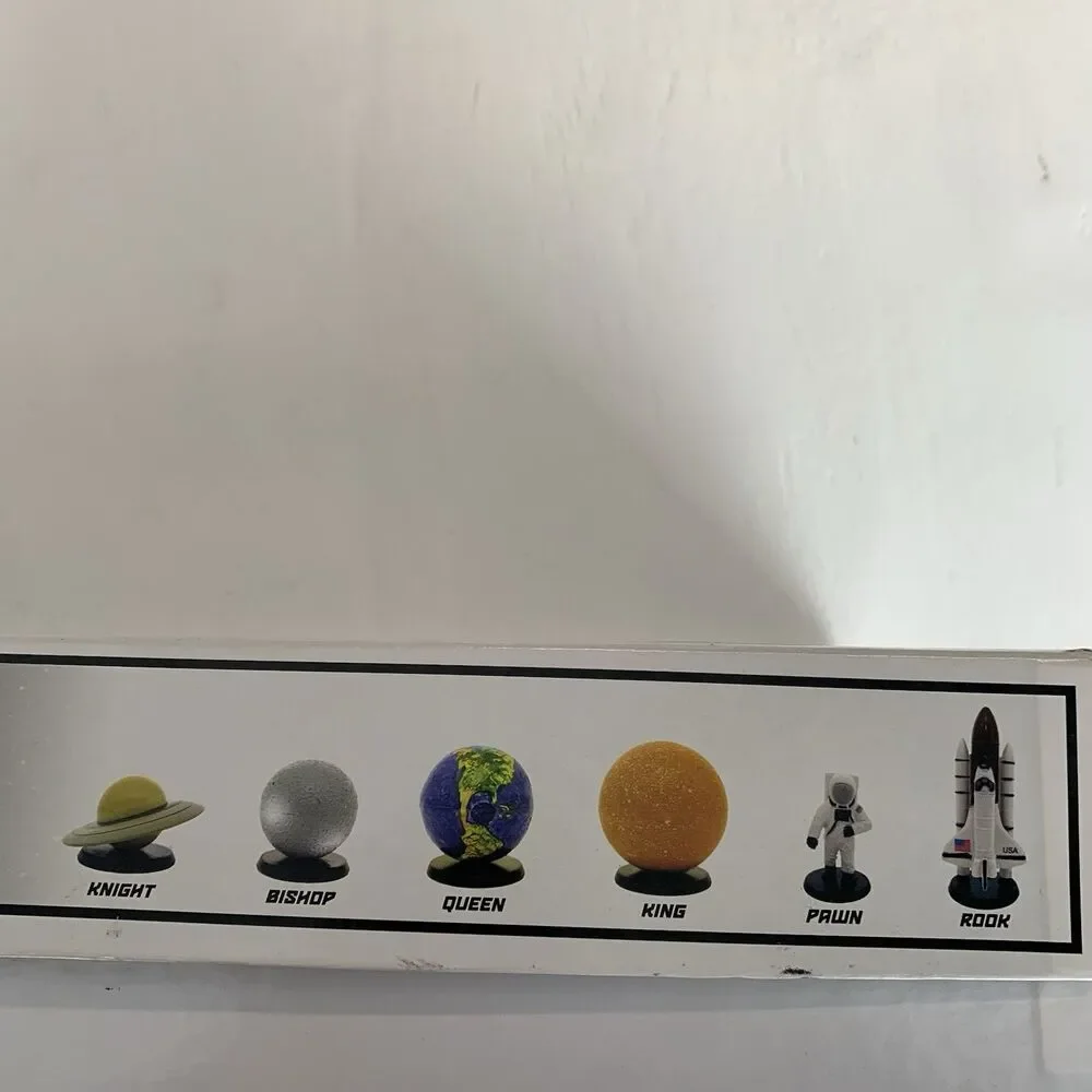 RICO/TAG EXPRESS UNIQE SPACE CHESS BOARD GAME 2001 COMPLETE SET